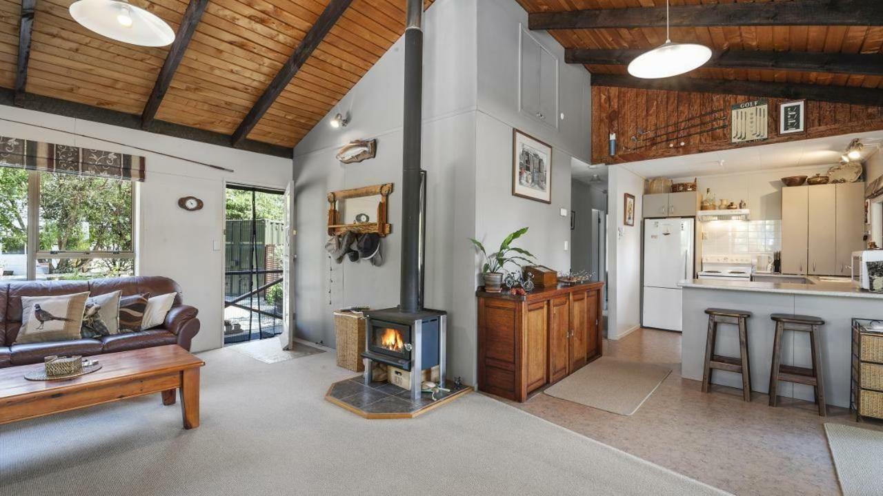 Villa Firstcast Turangi Esterno foto